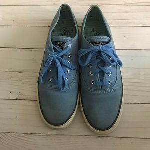 Sperry blue sneakers